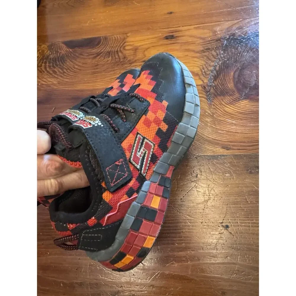 Skechers Mega Craft 400000 Mine Craft Sneaker Black Red Little Boys Sz 13 C